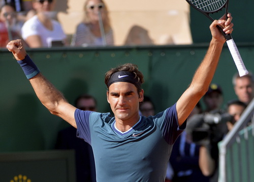 Federer tìm kiếm cơ hội trên đất Pháp