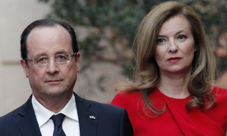 Tổng thống Francois Hollande và phu nhân Valerie Trierweiler. Ảnh: AP