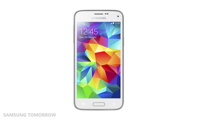 Galaxy S5 mini chống bụi, nước ra mắt