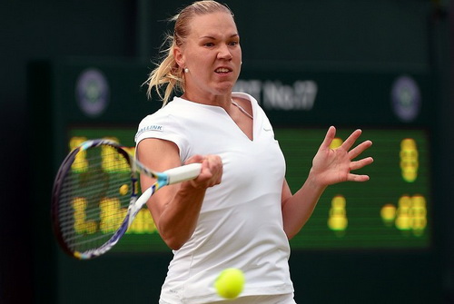 Kaia Kanepi gây sốc với chiến thắng trước Sam Stosur