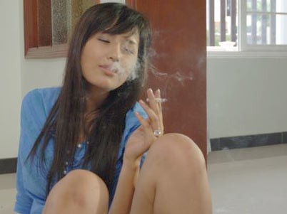 Để hoàn thành vai diễn, Mai Phương Thúy đã phải rũ bỏ hình ảnh trong sạch để vào vai một cô hoa hậu nghiện heroin, bị nhiễm HIV.