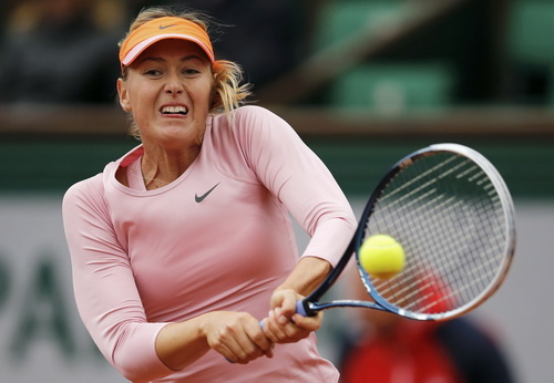 Sharapova chứng tỏ vai trò ứng viên sau khi Serena và Li Na bị loại