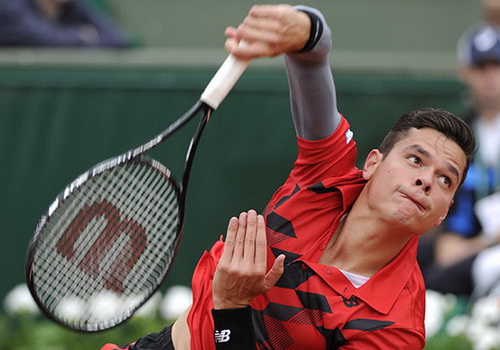 Raonic lép vé hoàn toàn trước cựu số 1 thế giới Djokovic