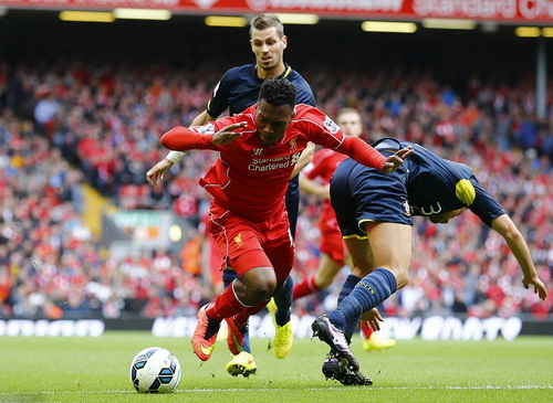 Sturridge đã chính thức trở lại ở mùa giải mới