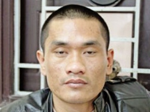 Đối tượng Nguyễn Tất Thạch tại cơ quan công an.