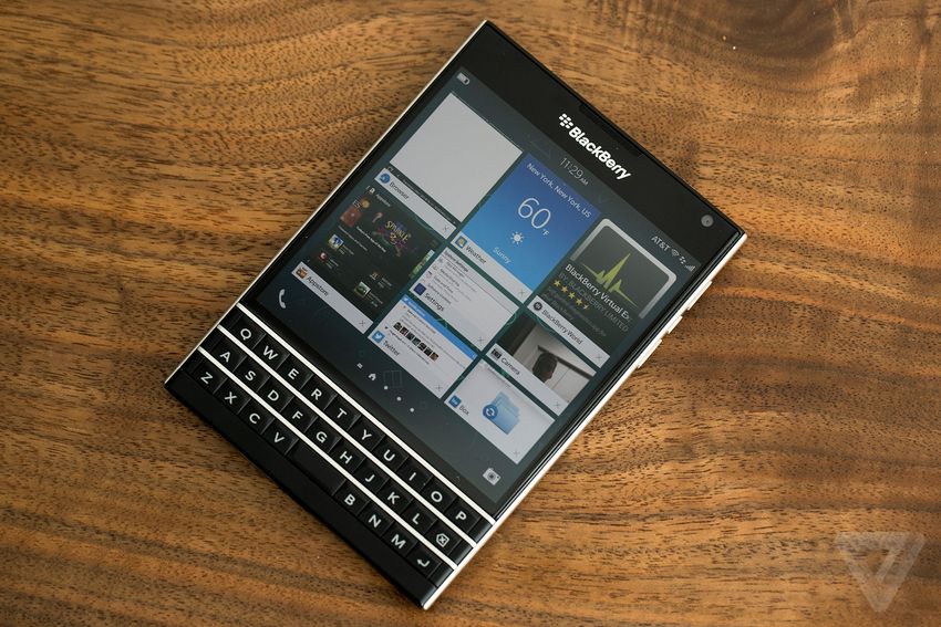 BlackBerry chính thức ra mắt Passport