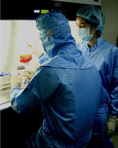 Phân tách tế bào gốc tại Bệnh viện Vạn Hạnh Ảnh: V.H