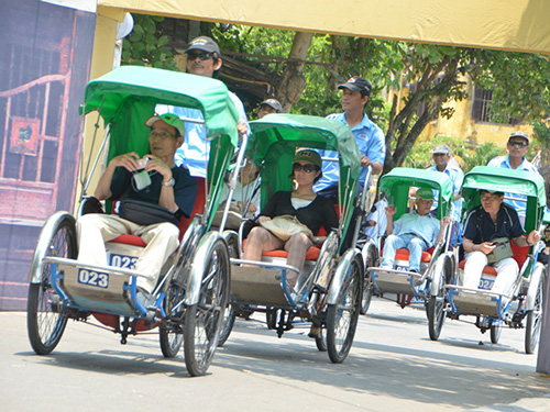 Các tour đi miền Trung, trong đó có Hội An, đang trở thành lựa chọn của du khách Ảnh: Bích Vân