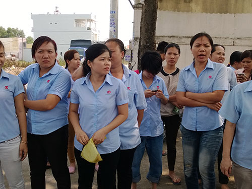 Hàng trăm công nhân Công ty TNHH Young Woo (huyện Hóc Môn, TP HCM) đã rời bỏ công ty vì giám đốc “nói một đằng, làm một nẻo”