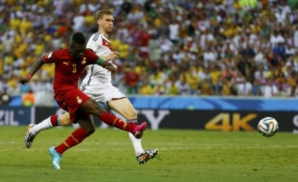 Tuy nhiên, Asamoah Gyan và Andre Ayew đã liên tiếp lập công giúp Ghana dẫn ngược 2-1 chỉ trong vòng 7 phút