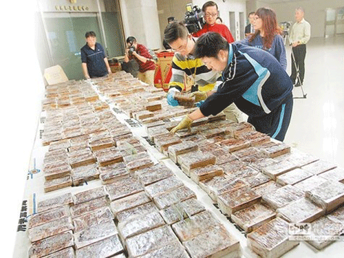 600 bánh heroin từ Việt Nam sang bị cảnh sát Đài Loan bắt giữ được tại sân bay Đào Viên

 