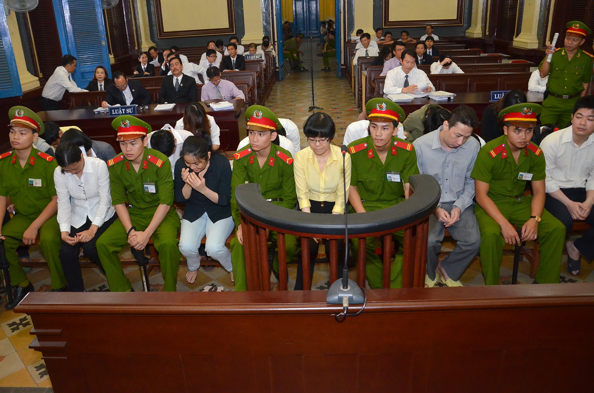 Huỳnh Thị Huyền Như và đồng phạm tại phiên tòa sơ thẩm