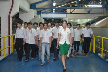 VBL đón khách tham quan hằng tuần VBL đón khách tham quan hằng tuần