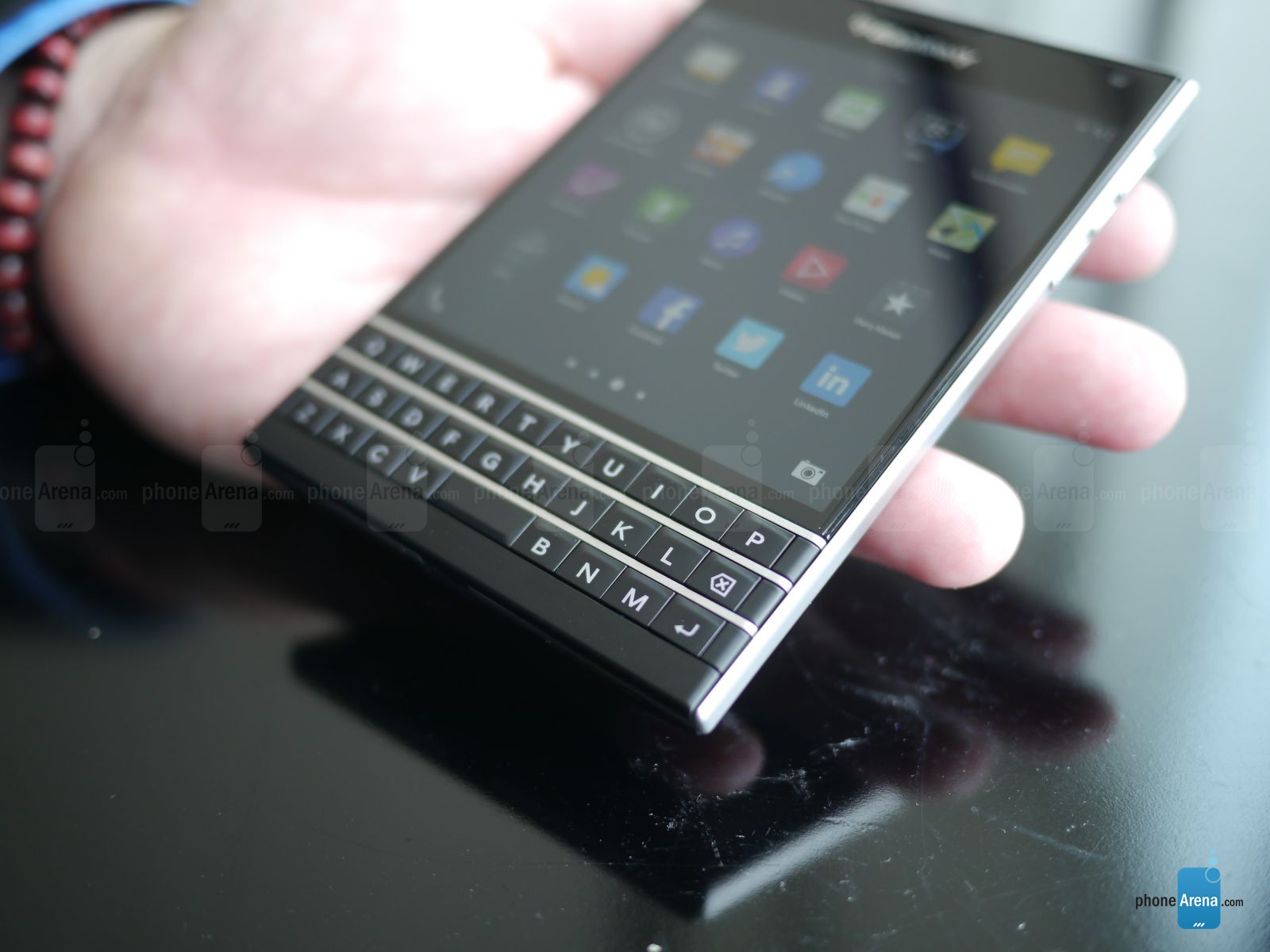 BlackBerry Passport, cái nhìn đầu tiên