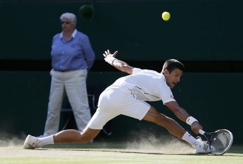 Ngôi vị số 1 của Novak Djokovic đang bị đe dọa