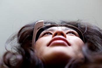 Google Glass - Ảnh minh họa từ MNT