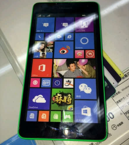 Lumia 535 sẽ là chiếc điện thoại chạy Windows Phone đầu tiên mang thương hiệu Microsoft thay cho Nokia.