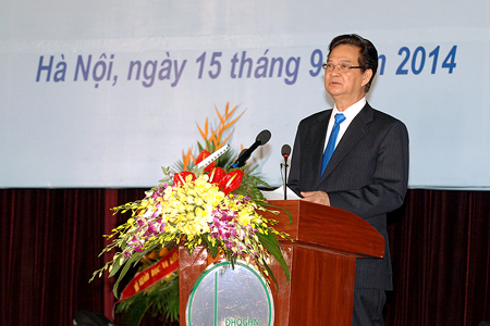 Thủ tướng Nguyễn Tấn Dũng phát biểu tại lễ khai giảng năm học mới của ĐH Quốc gia Hà Nội