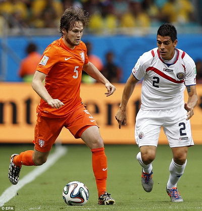 Daley Blind tỏa sáng trong màu áo tuyển Hà Lan ở World Cup