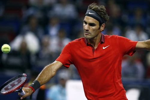 Federer vào tứ kết