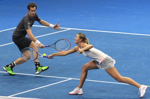 Andy Murray lần đầu đánh đôi với Maria Sharapova