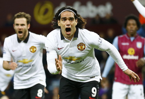 Falcao ghi bàn gỡ hòa cho Man United