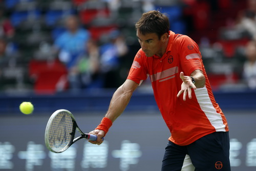 Tommy Robredo không may mắn ở giải đấu trên sân nhà