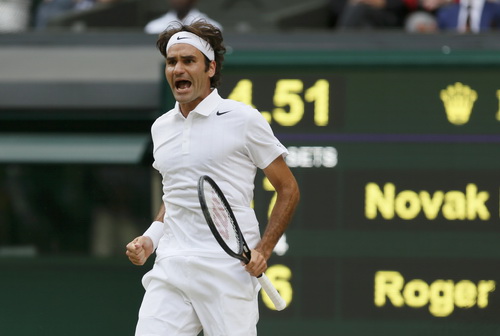 Roger Federer có khởi đầu thuận lợi trong trận chung kết