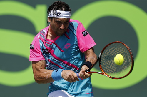 Á quân David Ferrer khởi đầu thuận lợi