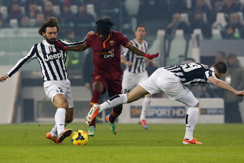 Gervinho ghi bàn duy nhất, đưa Roma vào bán kết