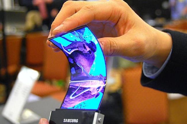 Graphene, giúp màn hình Samsung uốn cong theo ý muốn