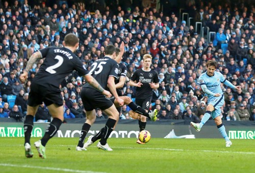 David Silva mở tỉ sô trận đấu cho Man City