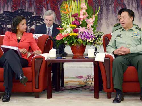 Cố vấn an ninh Mỹ Susan Rice gặp Phó chủ tịch Quân ủy Trung ương Trung Quốc Phạm Trường Long hôm 9-9 ở Bắc Kinh Ảnh: AP