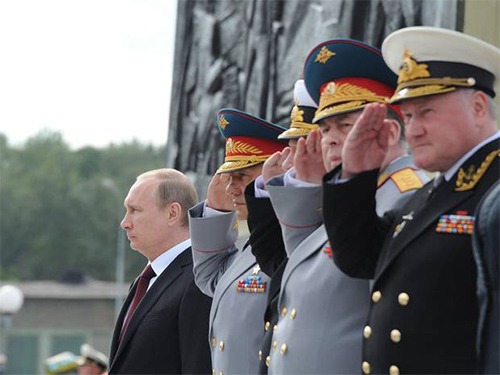 Tình báo Đức cho biết đã xuất hiện dấu hiệu rạn nứt trong khối sức mạnh của Tổng thống Nga  Vladimir Putin Ảnh: INDEPENDENT