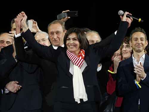 Bà Anne Hidalgo, thành viên Đảng Xã hội cầm quyền, chiến thắng cuộc bầu cử thị trưởng Paris
Ảnh: REUTERS