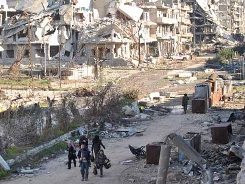 Người dân Syria rời khỏi thành phố Homs trong tuyệt vọngẢnh: BBC