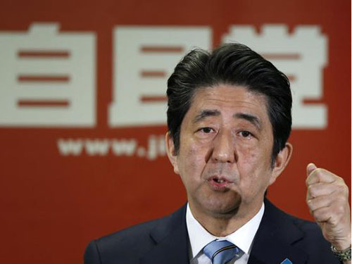Gói kích thích kinh tế doThủ tướng Shinzo Abe đề xuất Ảnh: REUTERS