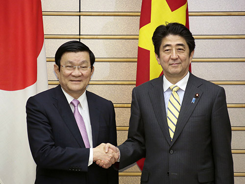 Chủ tịch nước Trương Tấn Sang hội đàm với Thủ tướng Nhật Bản Shinzo AbeẢnh: Reuters