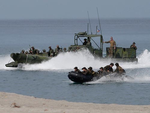 Cuộc tập trận chung Balikatan được Mỹ - Philippines tiến hành vào tháng 5-2014 ở tỉnh Zambales, miền Bắc PhilippinesẢnh: AP