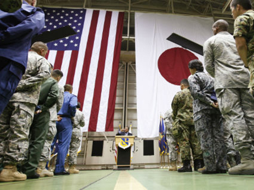 Liên minh quân sự Mỹ - Nhật đã tồn tại hơn 60 năm nhưng vẫn chưa đủ để trấn an TokyoẢnh: REUTERS