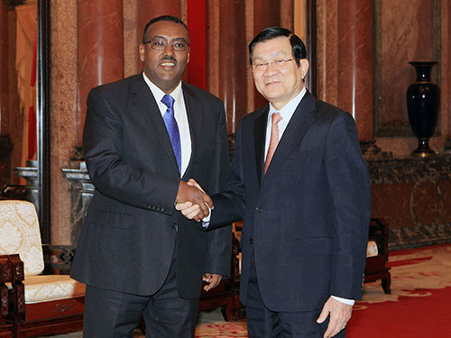 Chủ tịch nước Trương Tấn Sang tiếp Phó Thủ tướng Ethiopia Demeke Mekonnen Ảnh: TTXVN