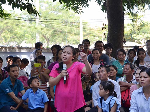 Phụ huynh bức xúc về việc cơ sở tạm không bảo đảm an toàn và điều kiện học tập cho học sinh