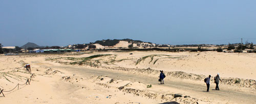 Đồi cát ở vịnh Vân Phong, tỉnh Khánh HòaẢnh: Kỳ Nam