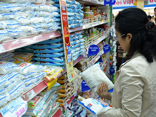 Đường bình ổn thị trường tại siêu thị Co.opmart Lý Thường Kiệt, TP HCM Ảnh: TẤN THẠNH