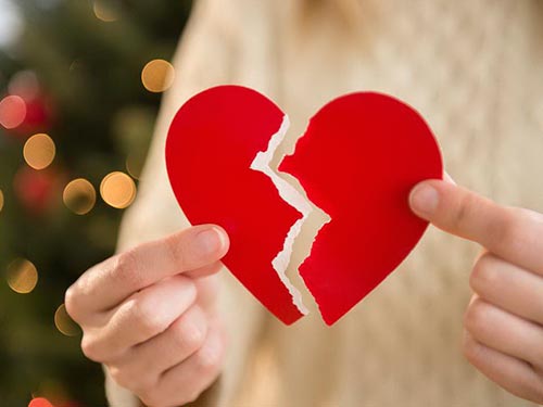 Đau tim và ly hôn có liên quan tới nhau không? Hãy xem hình ảnh để hiểu rõ hơn về tình trạng của người bị đau tim và cách ảnh hưởng của việc ly hôn đến tình trạng này. Điều này sẽ giúp bạn có thể đưa ra quyết định hợp lý và bảo vệ sức khỏe của bản thân và gia đình.
