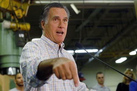 Cựu ứng viên Tổng thống Đảng Cộng hòa Mitt Romney phát biểu tại buổi giới thiệu Thượng nghị sĩ Scott Brown của bang New Hampshire hồi tháng 7-2014. Ảnh: Reuters