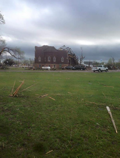 Thị trấn Delmont ở bang Nam Dakota bị ảnh hưởng nặng. Ảnh: Twitter
