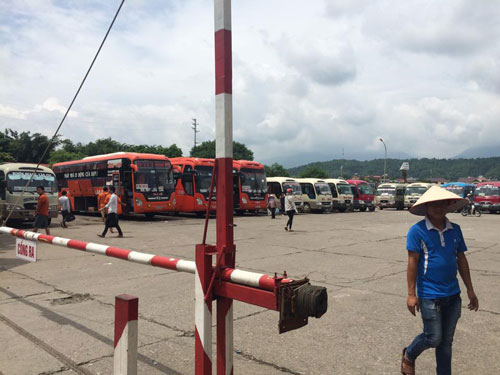Nhiều doanh nghiệp, HTX vận tải hành khách phản đối việc di dời Bến xe Lào Cai