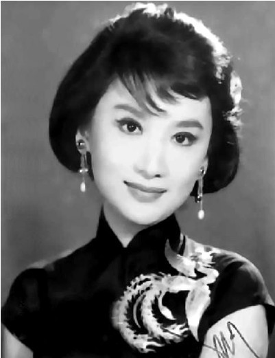 Nữ diễn viên Hạ Mộng, người được cho là giấc mộng của Kim Dung