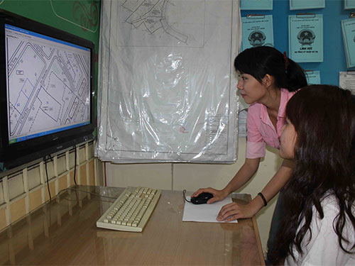 Truy cập phần mềm thông tin quy hoạch tại UBND phường Bến Nghé, quận 1, TP HCM